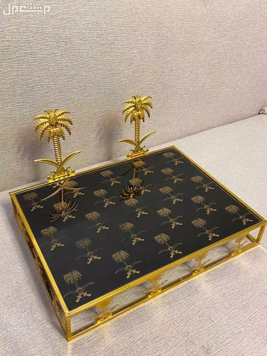 توزيعات ذهبيه للمجالس او المناسبات بجدة بسعر 200 الى 250 بيع فوري ( كل المنتجات تباع  بشكل فردي  ) نظيفه وجديده سبب البيع تجديد الاثاث