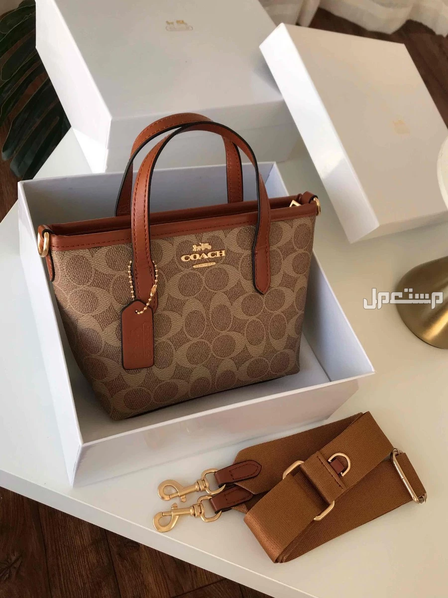 شنط ماركة كوتش ماستر كوالتي مع البكس