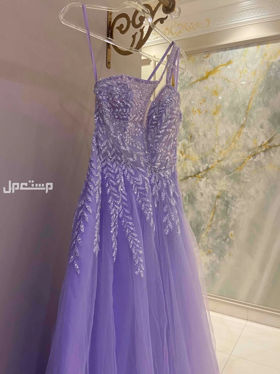 فستان زواج ناعم مقاس سمول ينباع باعلى سوم