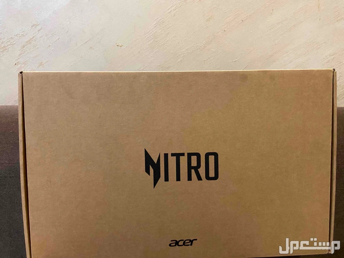 للبيع لاب توب قيمنق ايسر acer لم يستخدم