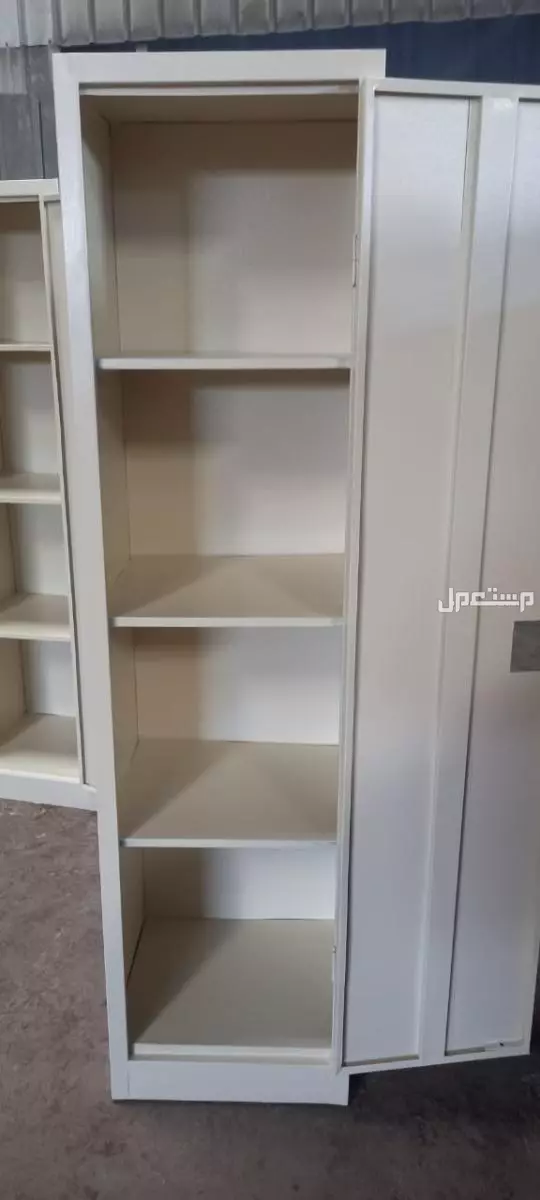 للبيع دواليب حديد طابق واحد او طابقين