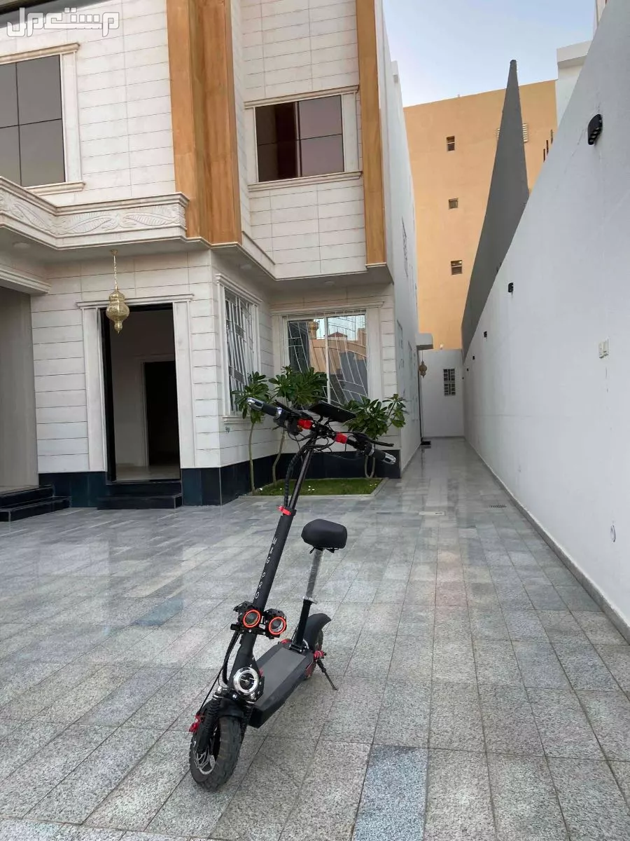 للبيع سكوتر الوحش 1200 واط على السوم