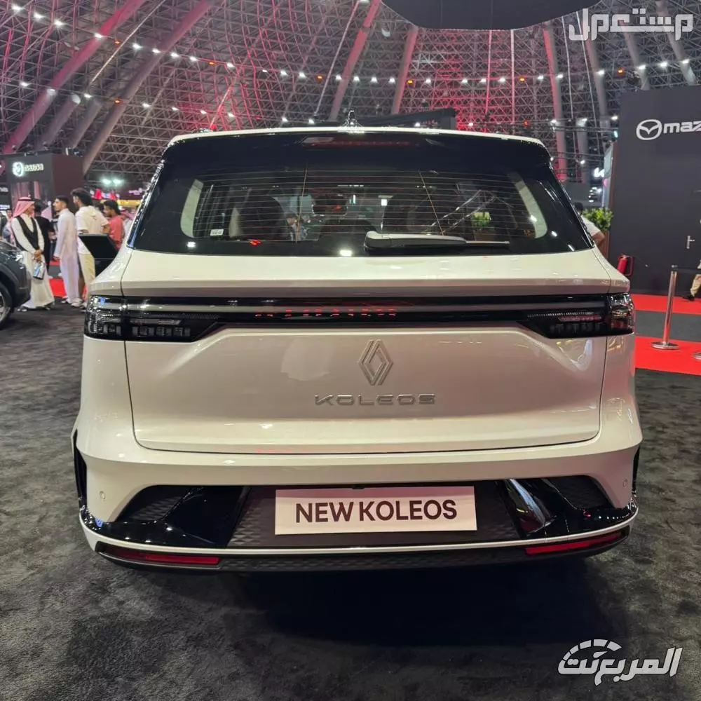 مواصفات وأسعار رينو كوليوس 2026 في السعودية خلفية رينو كوليوس 2026