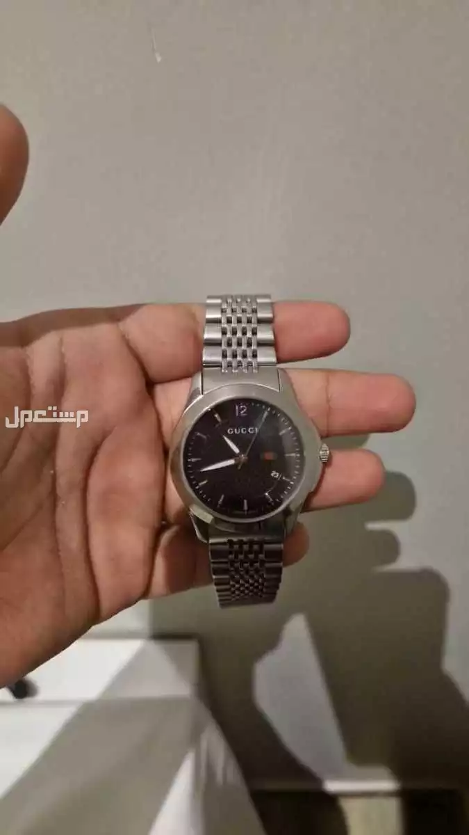 ساعه قوتشي YA126402 Gللبيع في الرياض