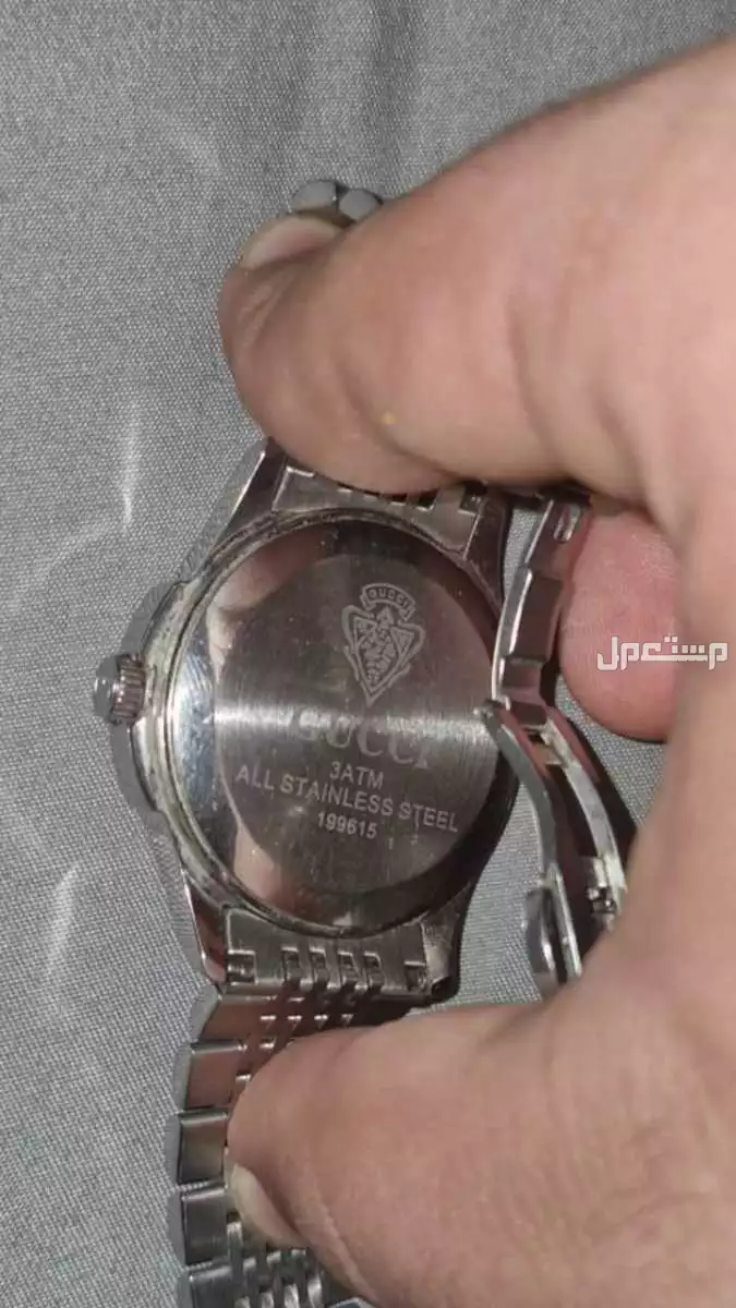 ساعه قوتشي YA126402 Gللبيع في الرياض