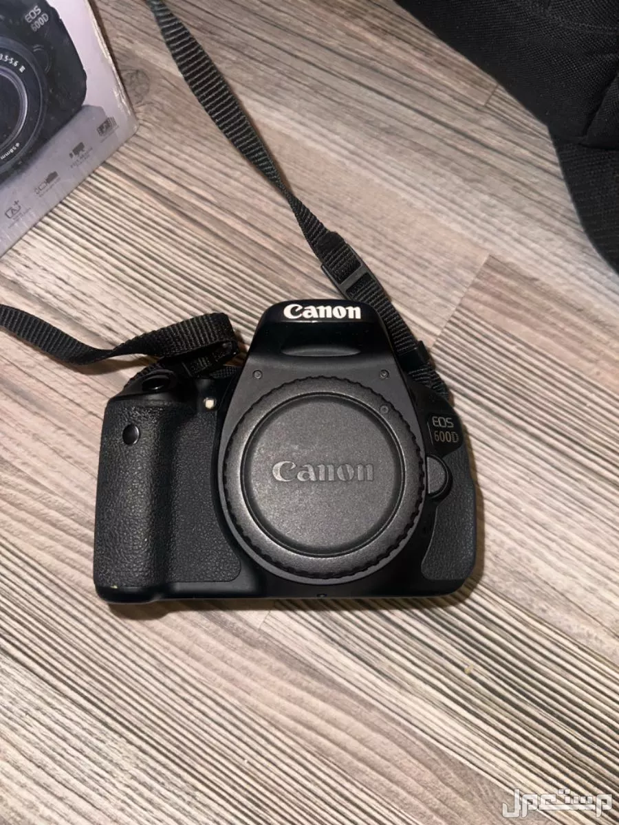 كاميرا كانون EOS 600 D الكام بحالة ممتازة