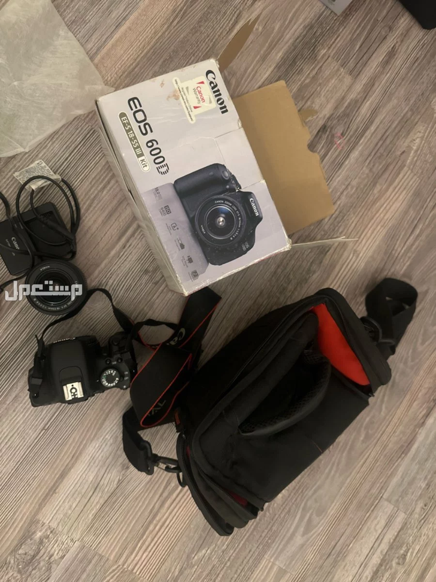 كاميرا كانون EOS 600 D الكام بحالة ممتازة