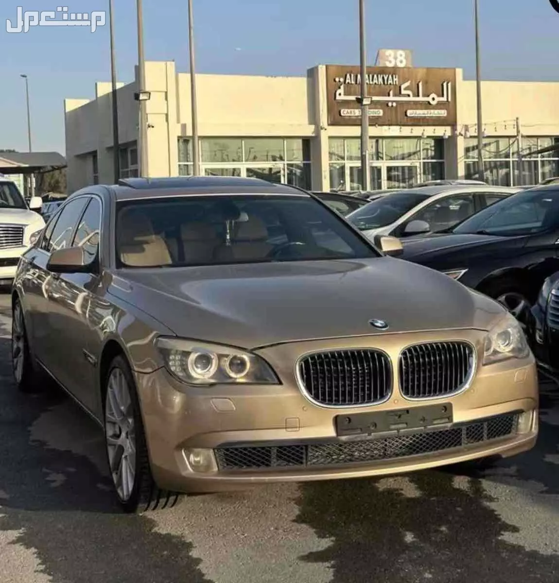 بي ام دبليو الفئة السابعة 2012 في الشارقة بسعر 23 ألف درهم إماراتي