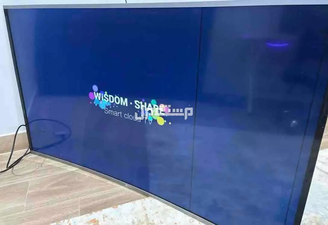 شاشه دانسات 55 بوصه في خطين صغيره موجوده في الصوره لايوجد ريموت  في تبوك بسعر 350 ريال سعودي