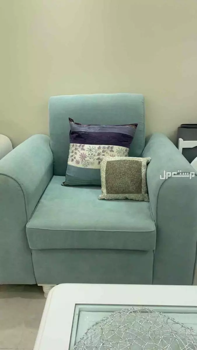 كنب 5 قطع يكفي 9 اشخاص مع طاولات