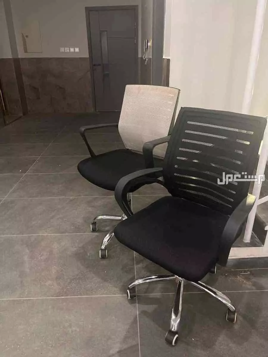 اثاث مكتبي في المدينة المنورة يبدء السعر من 1500