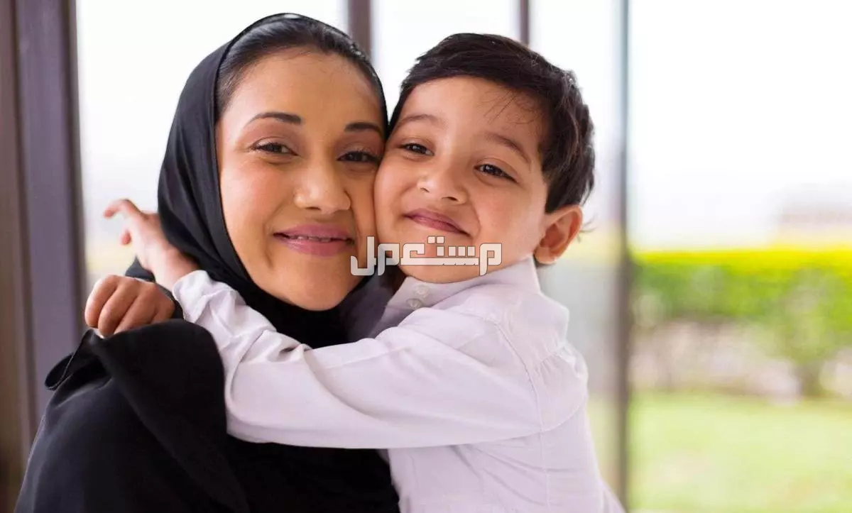 أجمل عبارات قصيرة عن الأم بالعربي والإنجليزي: كلمات مؤثرة بالصور 2025 أجمل عبارات قصيرة عن الأم 2025