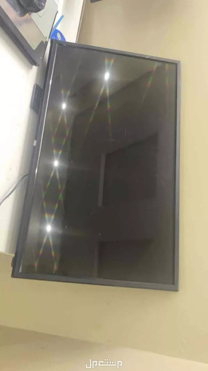 شاشه 35 بوصه من شركه Haas بسعر 150 او على سوم