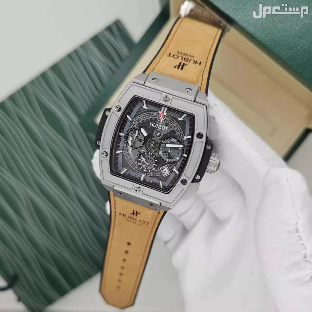 ساعات ماركة هوبلت هاي كوبي مع الملحقات
