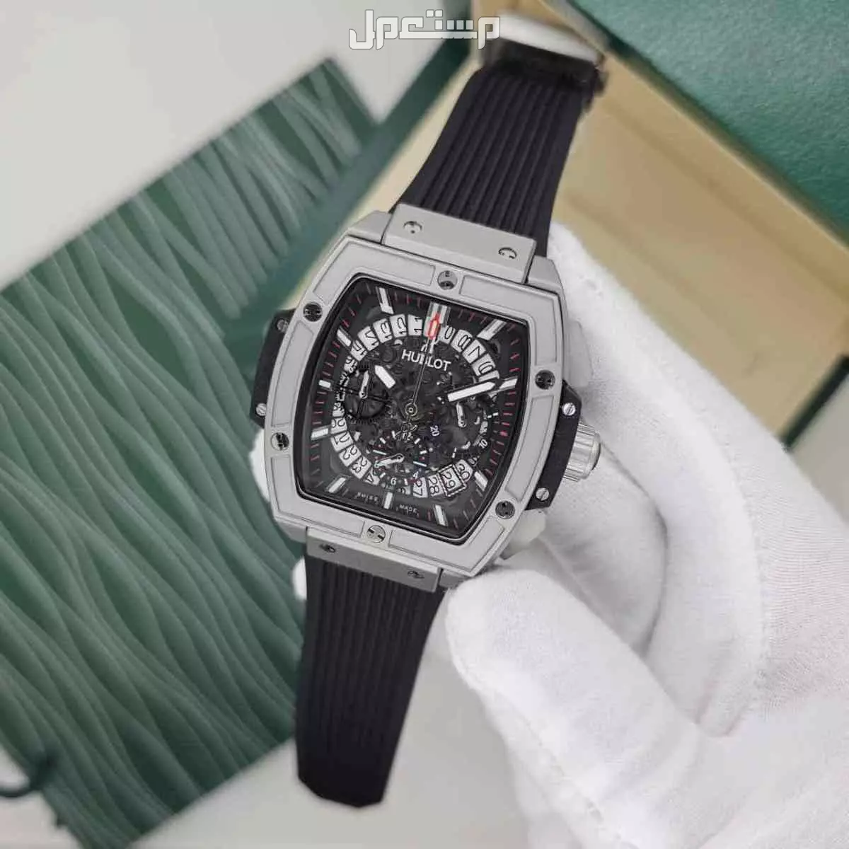 ساعات ماركة هوبلت هاي كوبي مع الملحقات
