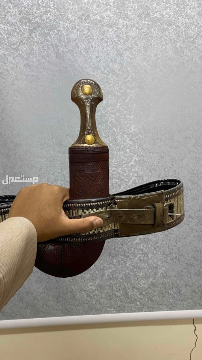 جمبيه قرن جنيهاتها ذهب والخطمه فضه  السله مسمار للبيع