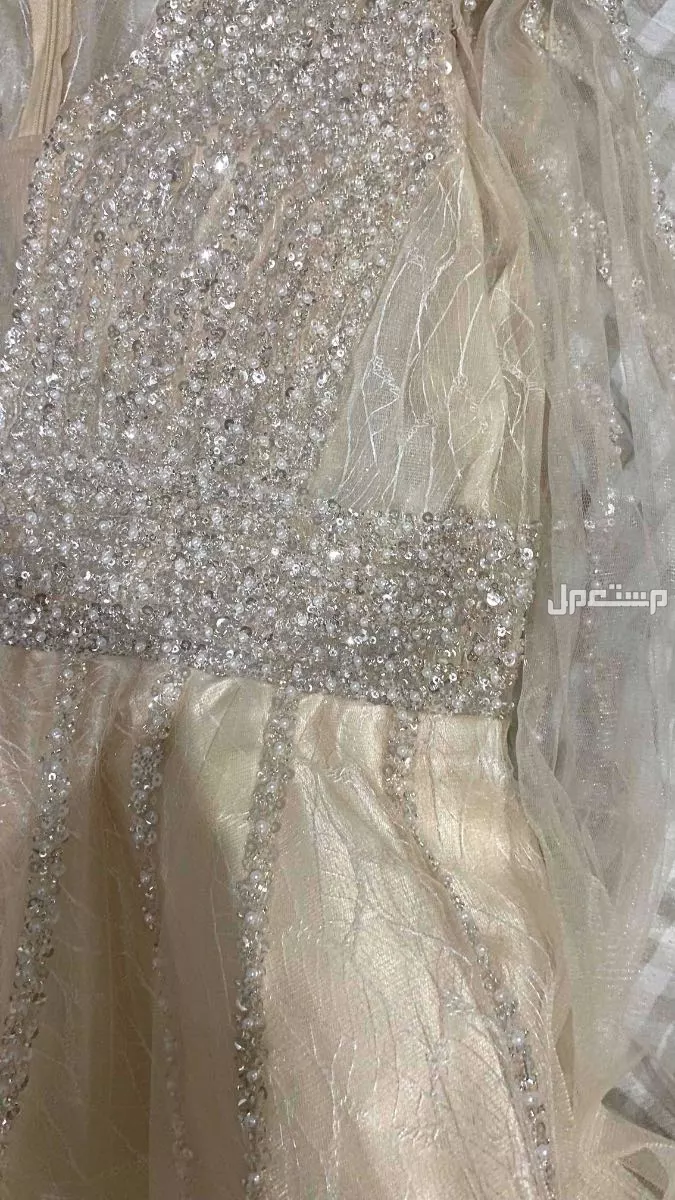 فستان سكري  في مكة المكرمة بسعر ألف ريال سعودي