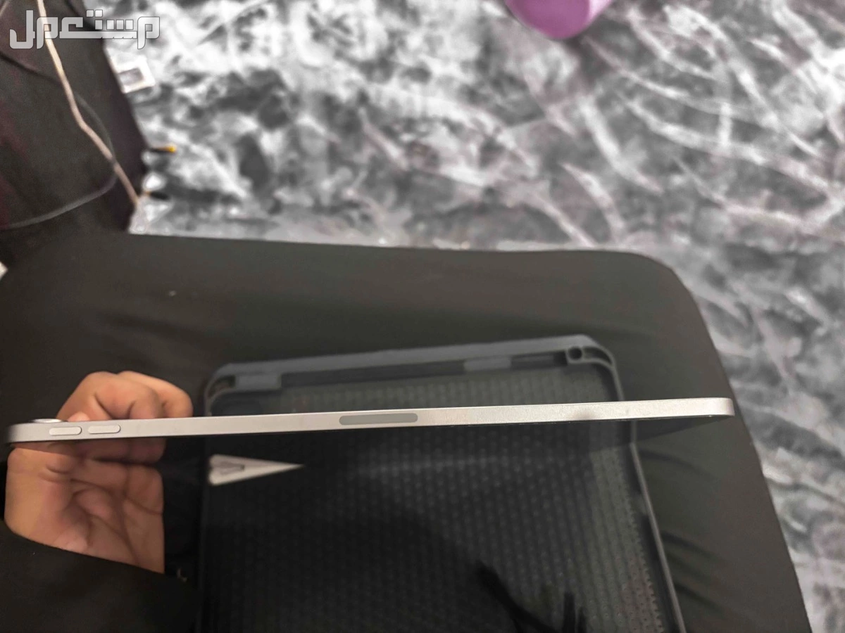العريض  ماركة أبل في المدينة المنورة بسعر 1600 ريال سعودي