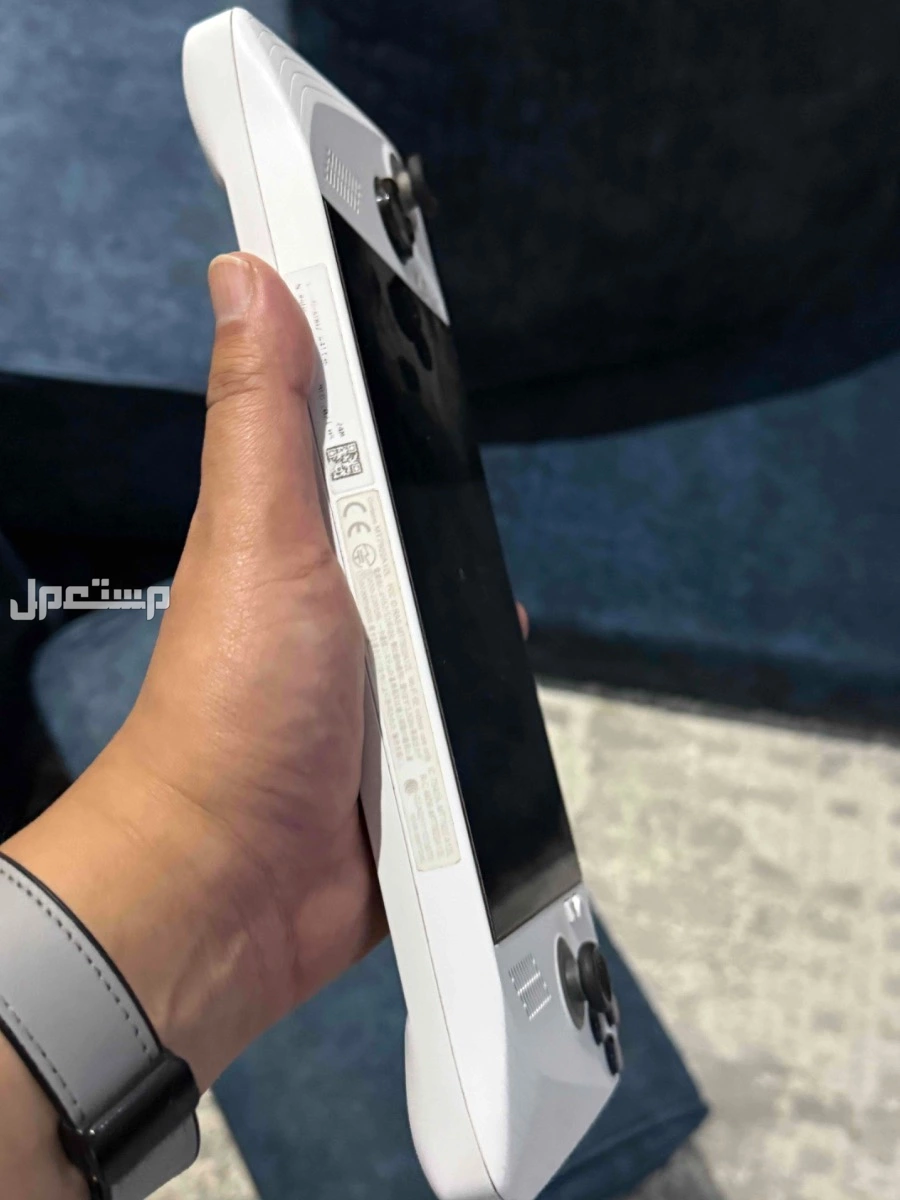 جهاز العاب rog ally من اسوس نظيف للبيع