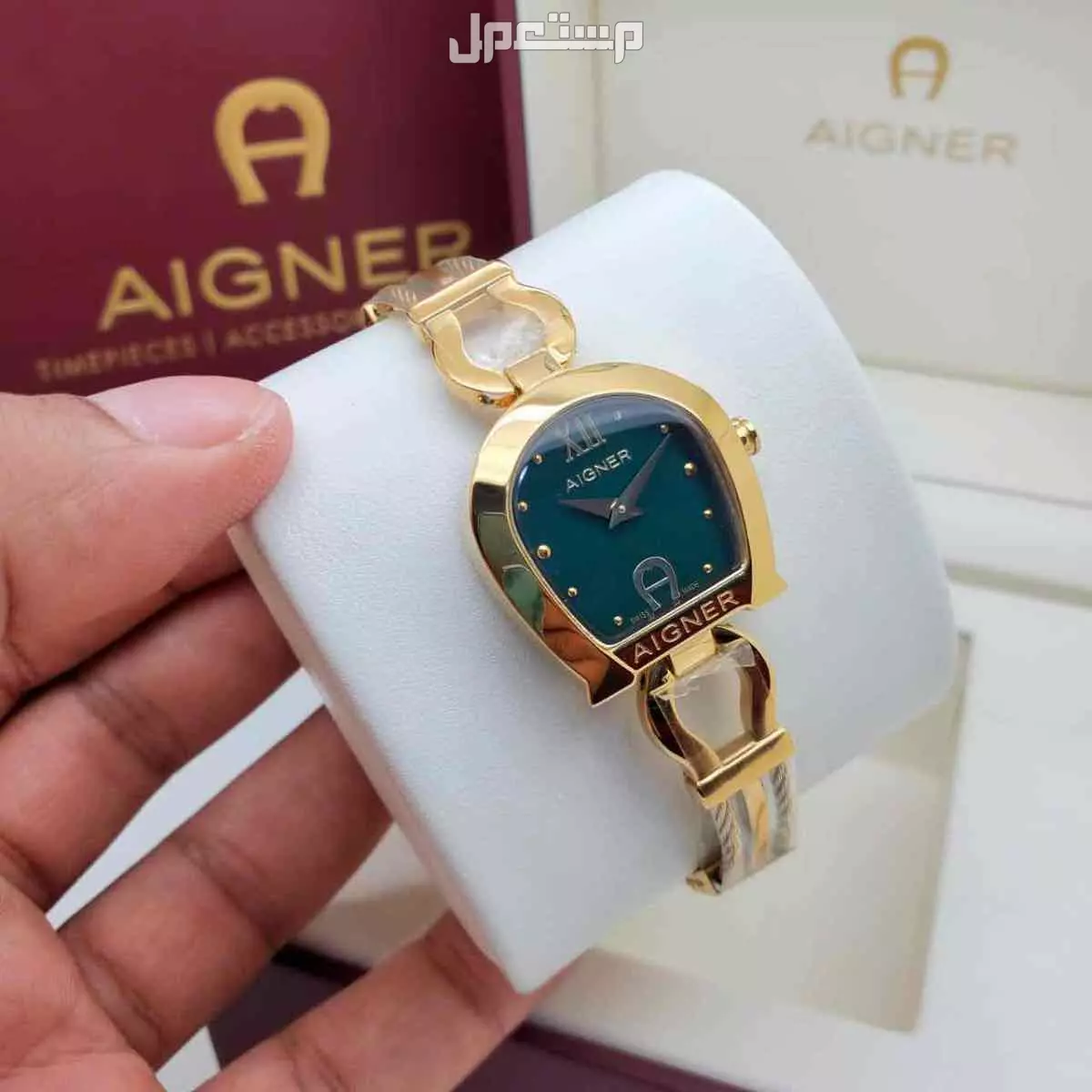 ساعات ماركة اقنر هاي كوبي نسائي مع الملحقات