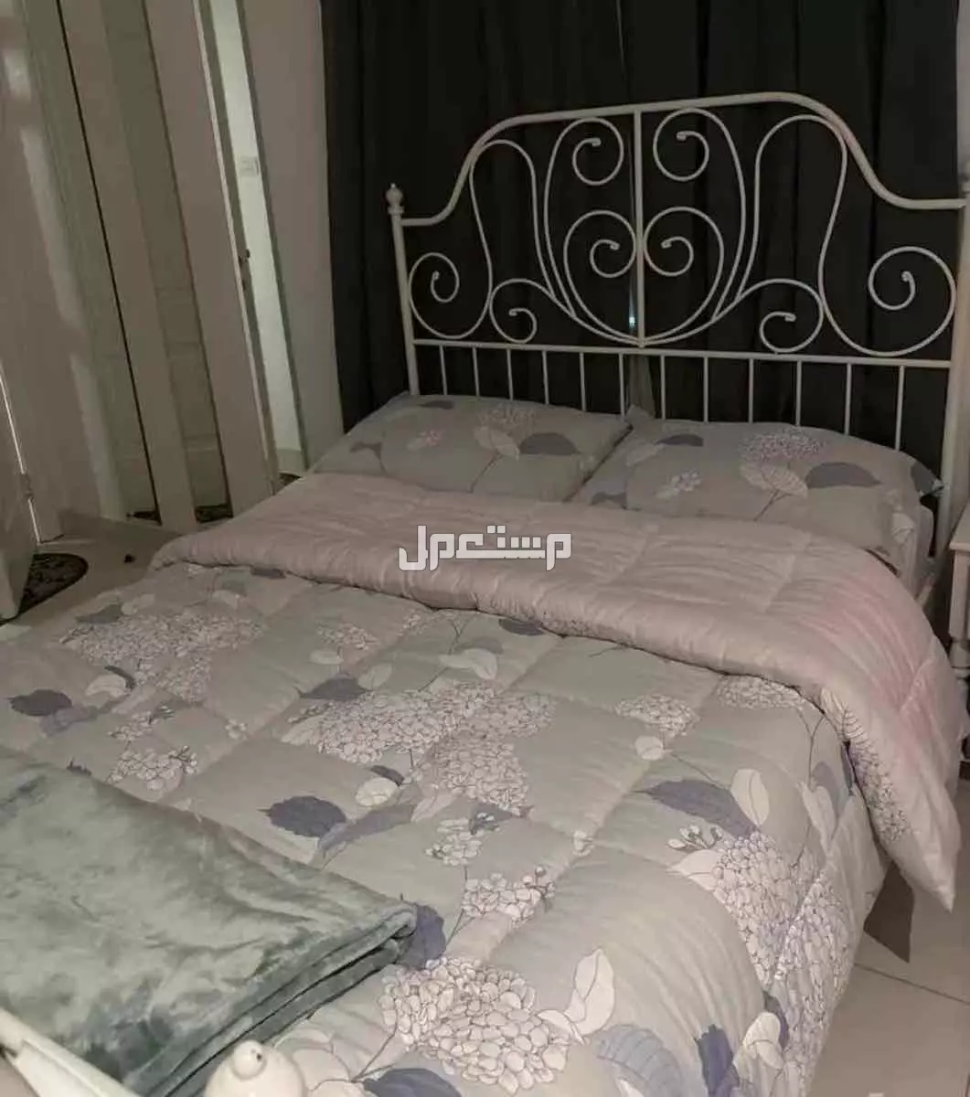 سرير مستعمل بالخبر  140x200 في الخبر بسعر 500 ريال سعودي