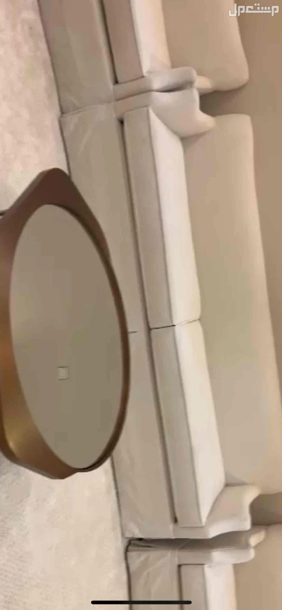 للبيع كنب من زرابي جديد ولم يستخدم