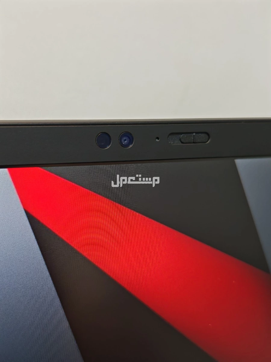 قوة وأناقة في جهاز واحد  ThinkPad X1  Carbon Gen 8