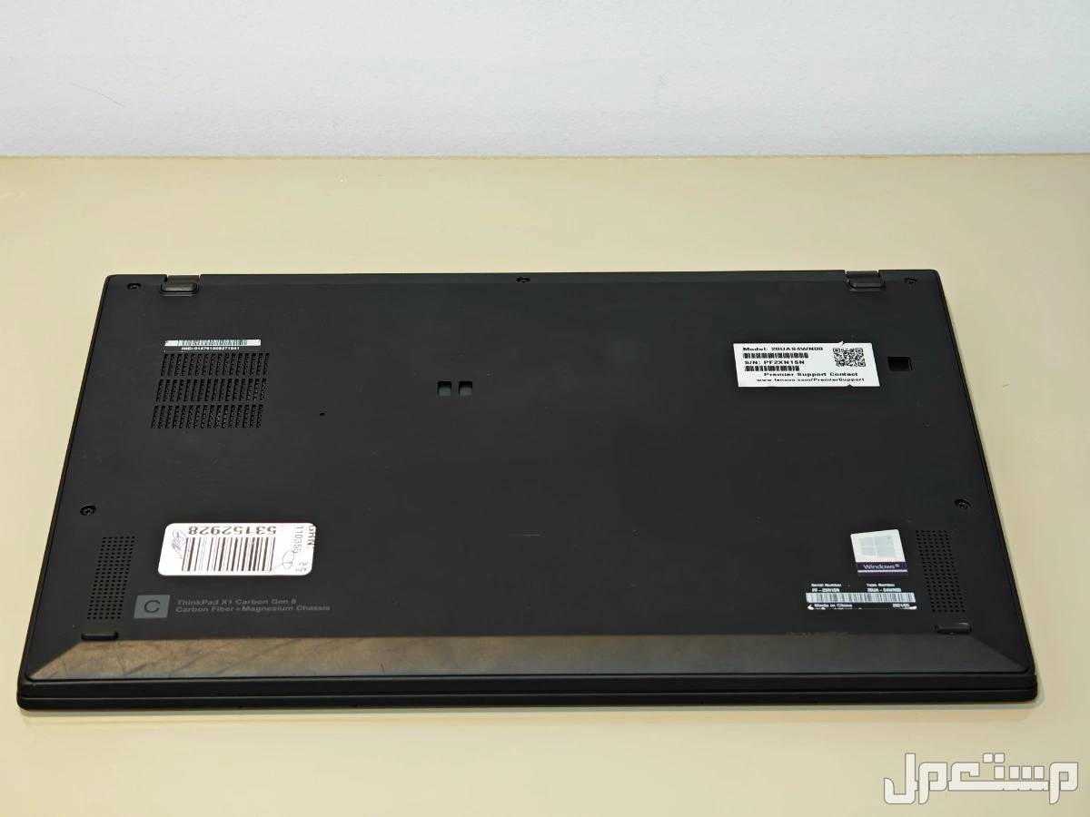 قوة وأناقة في جهاز واحد  ThinkPad X1  Carbon Gen 8