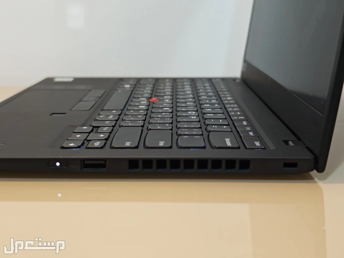 قوة وأناقة في جهاز واحد  ThinkPad X1  Carbon Gen 8