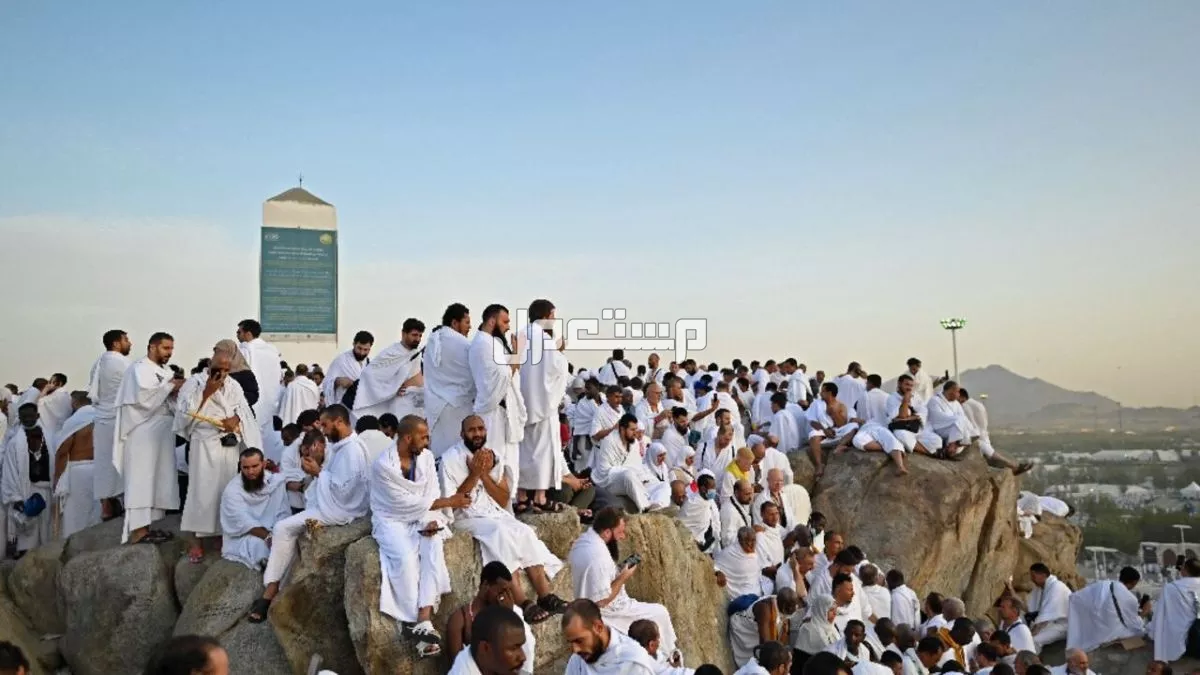 9 أخطاء يقع فيها الحجاج: مبطلات الحج للرجال والنساء احذرها أخطاء الحج 2025