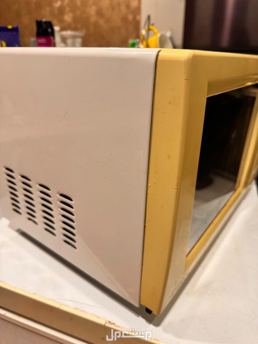 مايكرويف kenwood مستعمل للبيع في الرياض بسعر 250 ريال سعودي