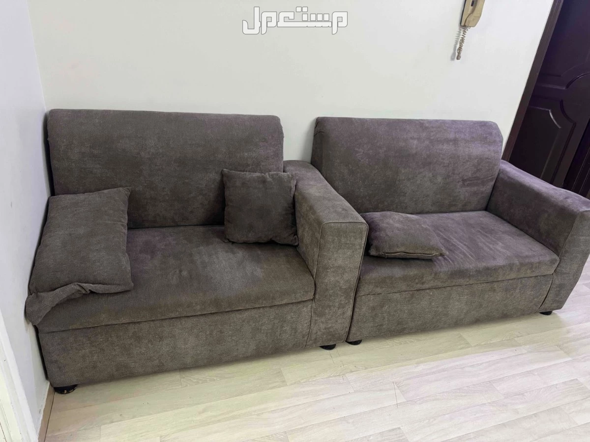 للبيع كنب مستعمل 9 قطع جده الاجاويد