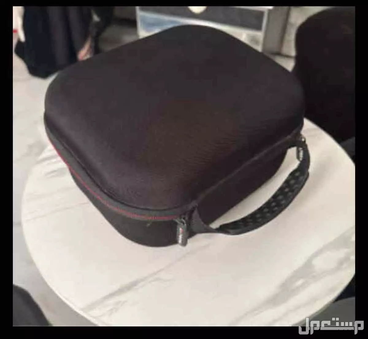 للبيع سماعة جي بي ال JBL كوانتم 800 بسعر 590 ريال نظيفه جداً