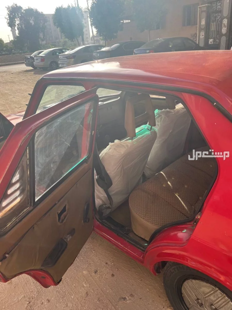 فيات 127 1986 في المنيا بسعر 65 ألف جنيه مصري