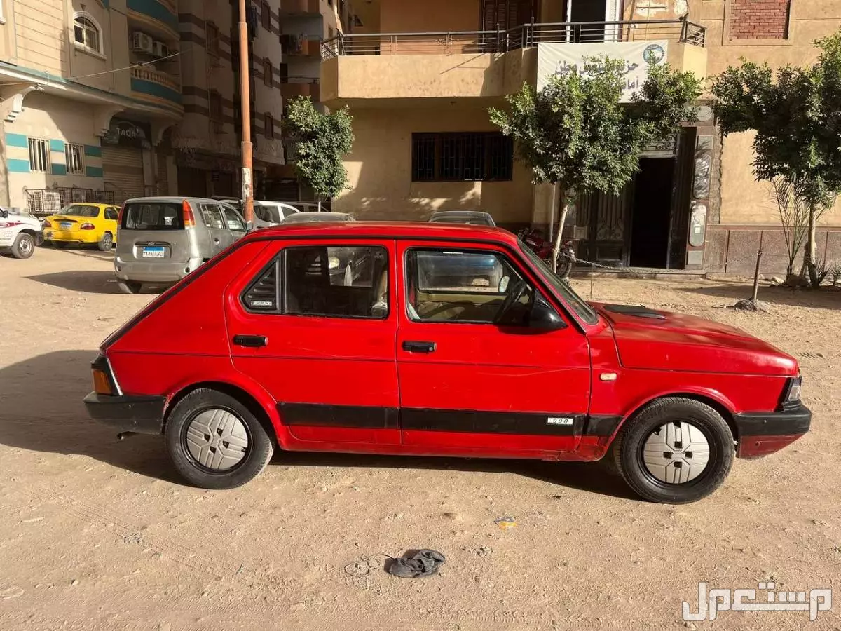 فيات 127 1986 في المنيا بسعر 65 ألف جنيه مصري