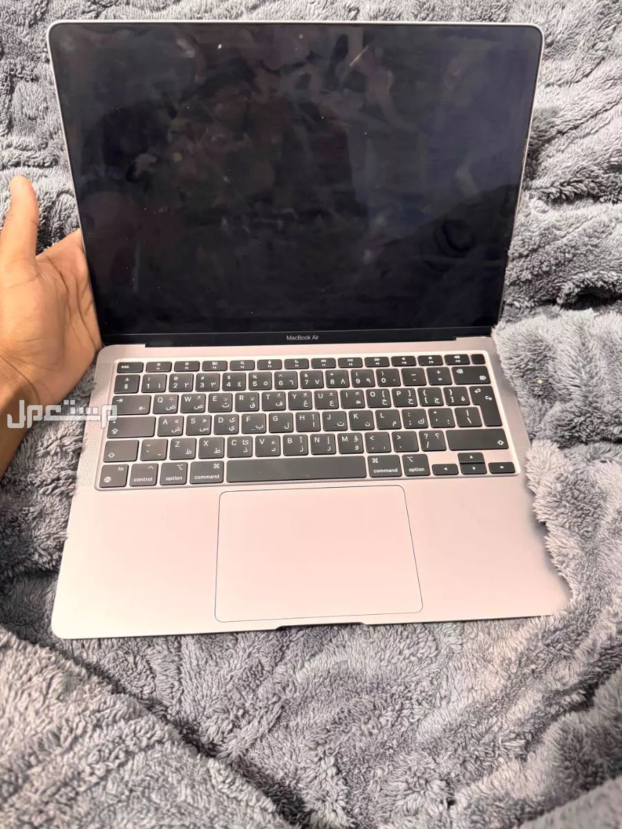 للبيع ماك بوك  اخو الجديد ب سعر1750