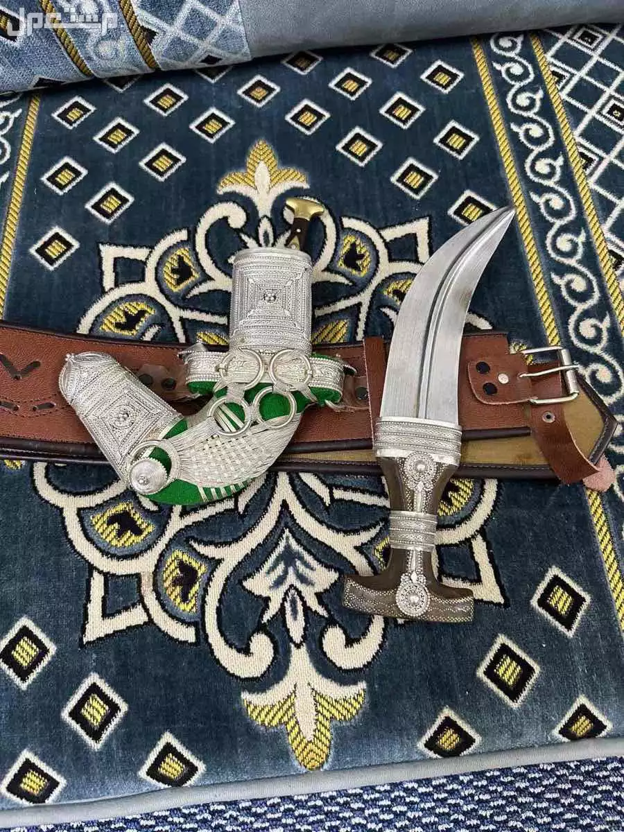 جنبيه صب فضه صافي وقرن على سوم اخر سومه 2700 ونطلب من الله الزود