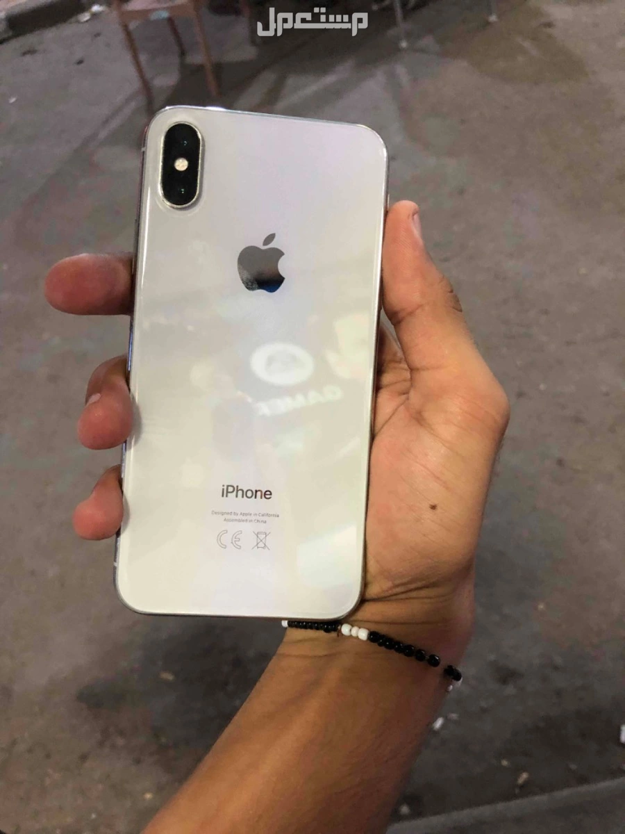 للبيع ماركه ايفون xماركه ابل في محرم بيك بسعر 8ألاف جنيه ضهرو مفهوش خدش
