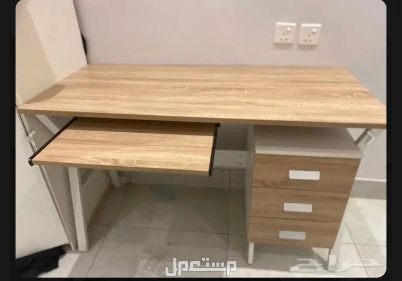 مكتب وطاولة كمبيوتر جدة بسعر 350 ريال