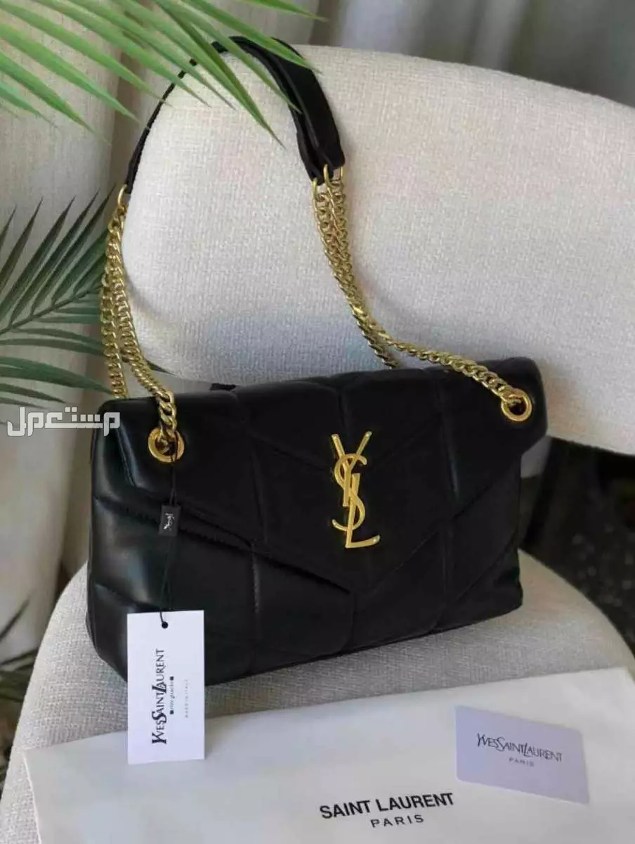 شنط ماركه السعر 200﷼ مع المحلقات  في بريدة بسعر 200 ريال سعودي 200﷼