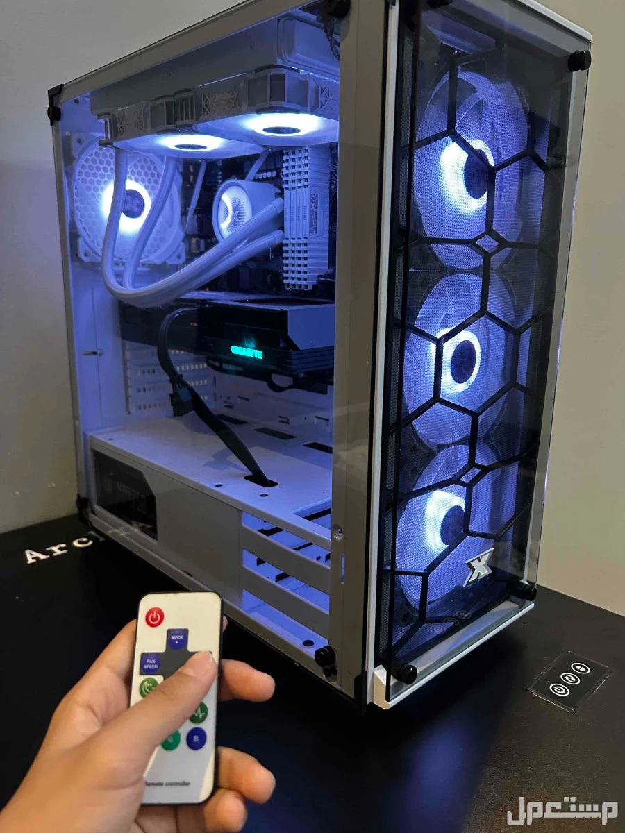 بيسي قيمنق /pc بسعر 4600 قابل للتفاوض لمواصفات البيسي اقرئ النص