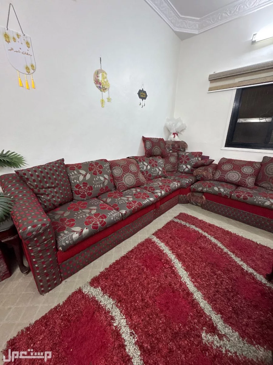 كنب للبيع في القمرية في الطائف بسعر 650 ريال سعودي