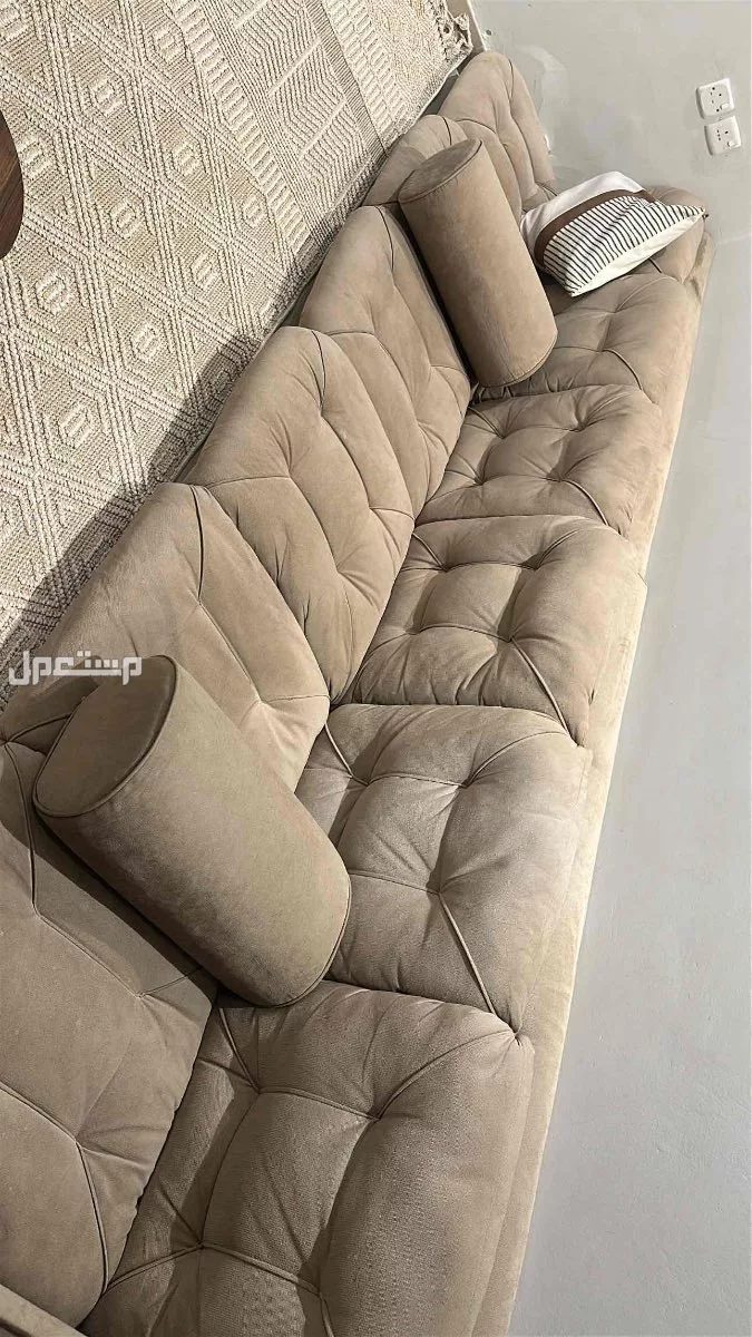 كنب للبيع في الرياض بقيمه 500 قابل للتفاوض