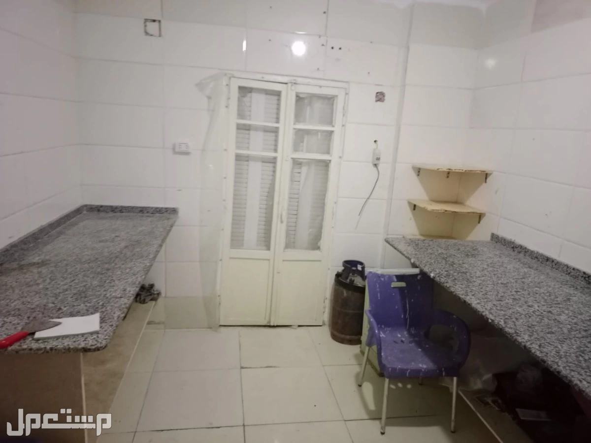 محل للإيجار في العجمي البحري - قسم الدخيلة بسعر 3 آلاف جنيه مصري