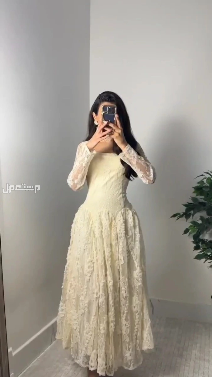 فساتين مناسبات واعياد نشحن لكافه مدن المملكة لطلب ولاستفسار وتسأب     في رفحاء بسعر 200 ريال سعودي