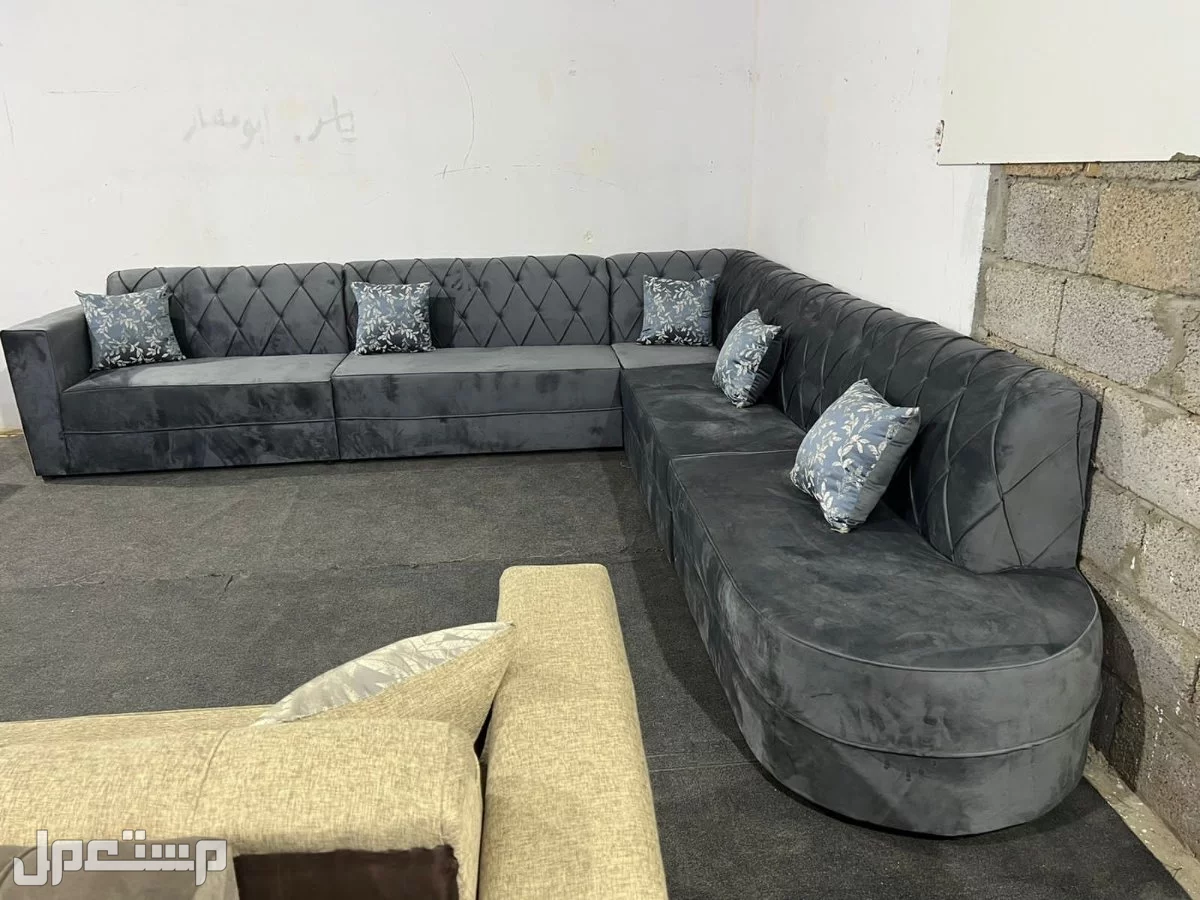 كنب جديد جاهز شامل التوصيل بالرياض