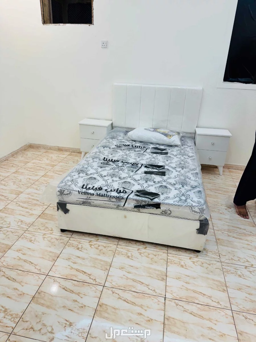 مقص 120×190 مع المرتبة 150 ريال زيادة سرير نفر ونص خشبي جديد