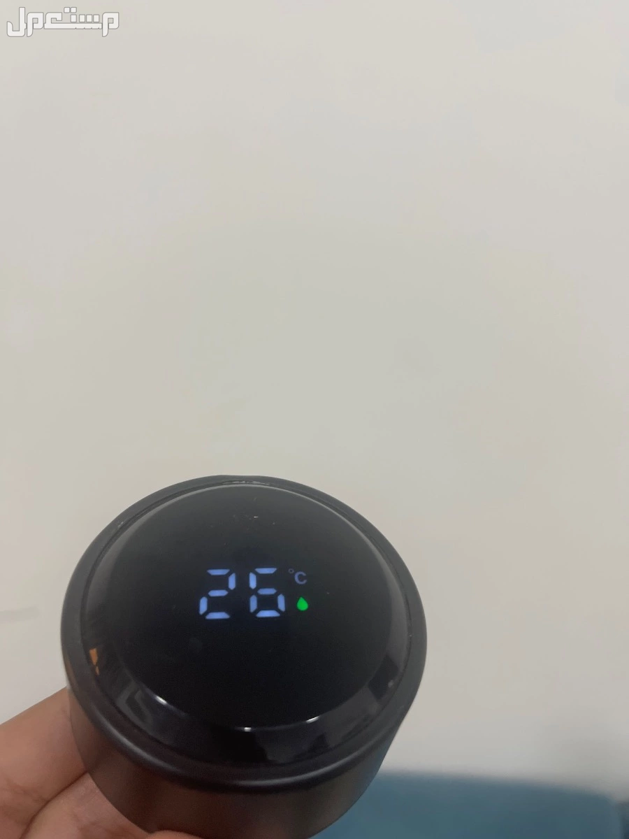 زجاجة قهوة قطعة واحدة ، زجاجة قهوة ذكية ، شاشة عرض درجة الحرارة بتقنية LED ، زجاجة مياه رياضية ، زجاجة مياه مفرغة من الهواء ذات جدارين مزدوجين ، تبقى ساخنة أو باردة لمدة 24 ساعة (480مل)