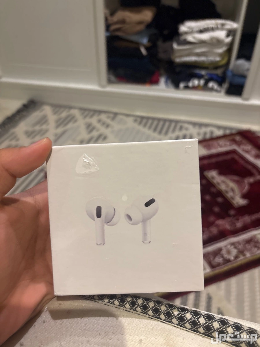 للبيع سماعة ابل ايزبودز اصدار 4