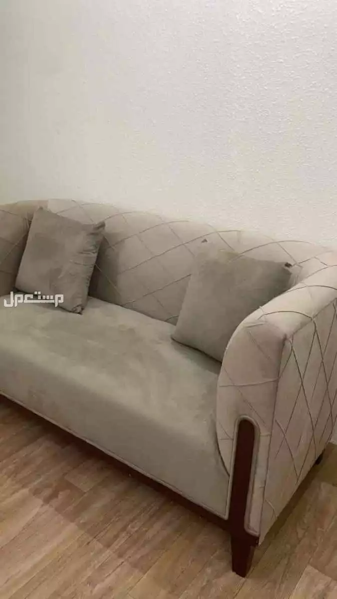 كنبه للبيع لم يتم الاستخدام بسعر 450 ريال